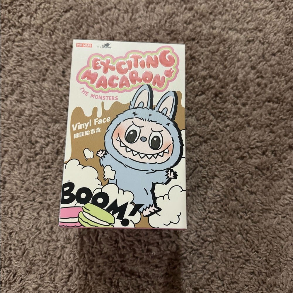 AUTHENTIC Exciting Macaron The Monsters Vinyl Face Figure